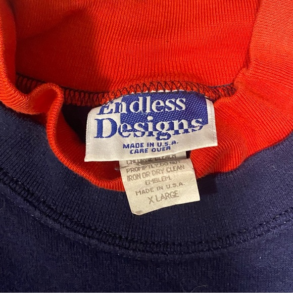 Vintage Crewneck - Picture 3 of 4